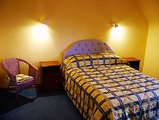 Een slaapkamer in Emir View B&B